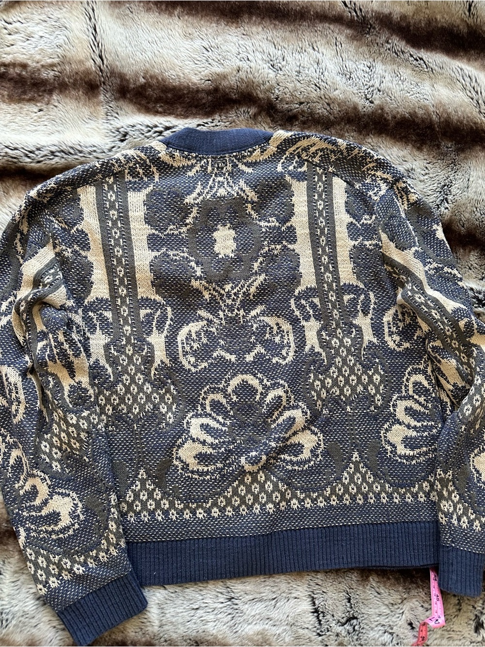 Abercrombie Soft Knit Button-Front Cardigan in Navy & Cream - Picture 12 of 12